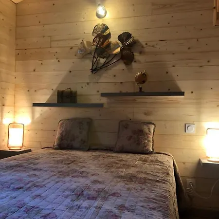 Chalet Aude Le *
