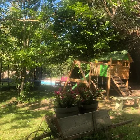 Chalet Aude Le *